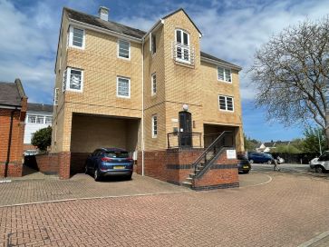 Property for Auction in East Anglia - Flat 8, Mazers Court, Silks Way, Braintree, Essex CM7 3GA