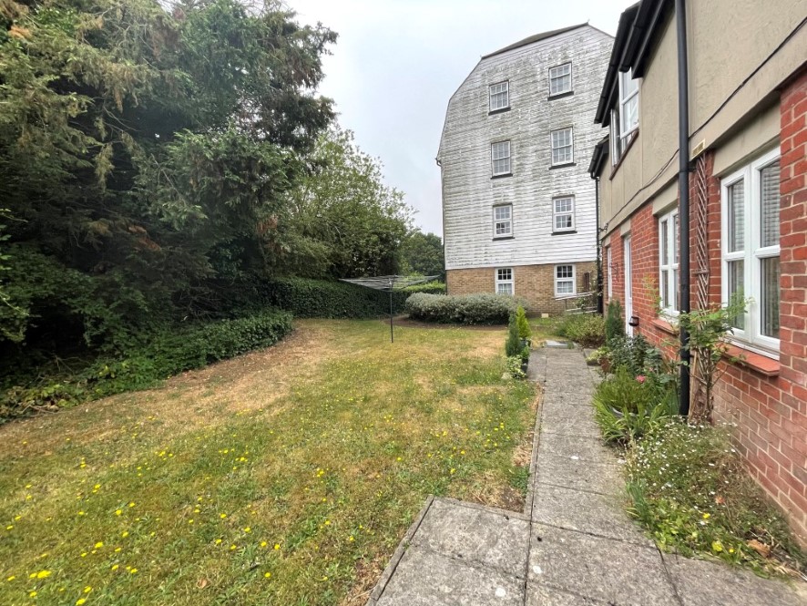 Lot Image