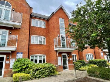 Property for Auction in East Anglia - 7 New Quay Court, Old Maltings Approach, Melton, Woodbridge, Suffolk IP12 1AN