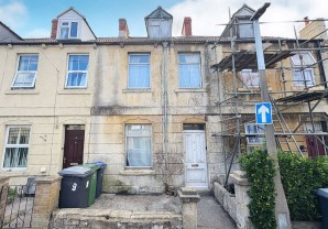 Property for Auction in London - 9 Park Street, Trowbridge, Wiltshire, BA14 0AT