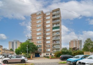 Property for Auction in London - Flat 39 Colebrook House, Ellesmere Street, Poplar, London, E14 6LB
