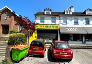Property for Auction in London - 82B Croydon Road, Caterham, Surrey, CR3 6QD