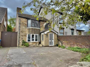 Property for Auction in Chesterfield & North Derbyshire - 49 Newbold Village, Newbold Road, Chesterfield, Derbyshire, S41 8RJ