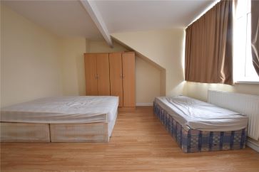 36 Autumn Avenue, Leeds , West Yorkshire LS6 1RE