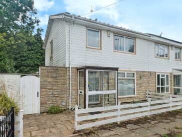 Property for Auction in Coventry & Warwickshire - 15 Thimbler Road, Canley, Coventry, West Midlands CV4 8FN