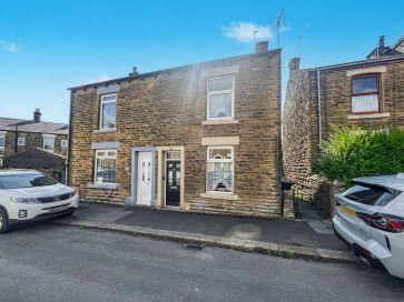 Property for Auction in Manchester - 37 Princess Street, Glossop, Derbyshire, SK13 8DY