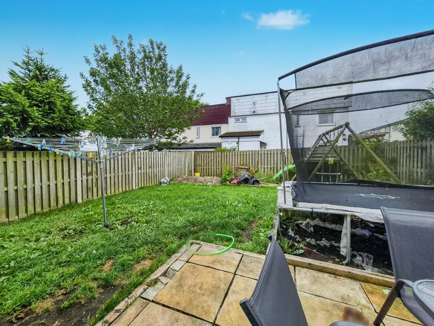 11 East Byland, Halifax, West Yorkshire, HX2 9JY