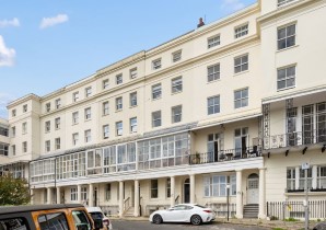 Property for Auction in Sussex & Hampshire - 17 Marine Square, Brighton, East Sussex, BN2 1DN