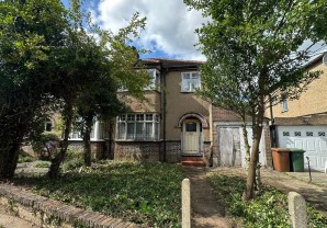 Property for Auction in London - 18 Lincoln Road, Harrow, Middlesex, HA2 7RN