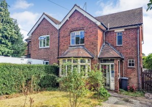 Property for Auction in London - 2 Woodward Road, Kidderminster, Worcestershire, DY11 6NY