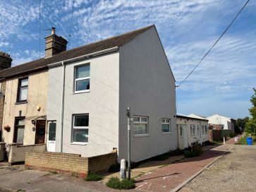 Property for Auction in East Anglia - 16 Salisbury Road, Lowestoft, Suffolk NR33 0HE