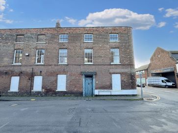 Property for Auction in East Anglia - Flat 2, 2 Portland Street, King&apos;s Lynn PE30 1PB