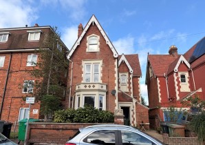 Property for Auction in Sussex & Hampshire - Flat 3 Mayfair Court, 9, St Andrews Road, Southsea, PO5 1EP