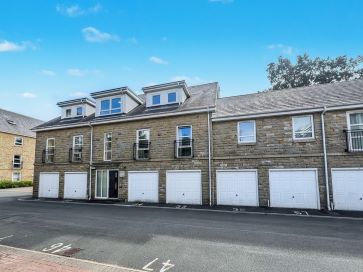Property for Auction in Manchester - 47 Regent Court, Albert Promenade, Halifax, West Yorkshire, HX3 0HD