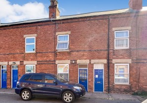 Property for Auction in London - 8 Cross Street, Skegness, Lincolnshire, PE25 3RH