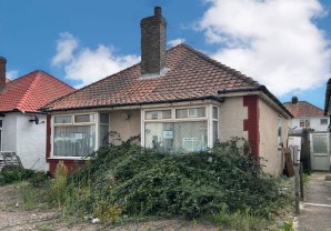Property for Auction in London - 56 Thomas Road, Clacton-on-Sea, Essex, CO15 3JB