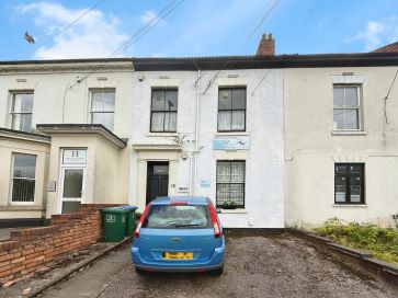 Property for Auction in Coventry & Warwickshire - 15 Allesley Old Road, Chapelfields, Coventry, West Midlands CV5 8BU
