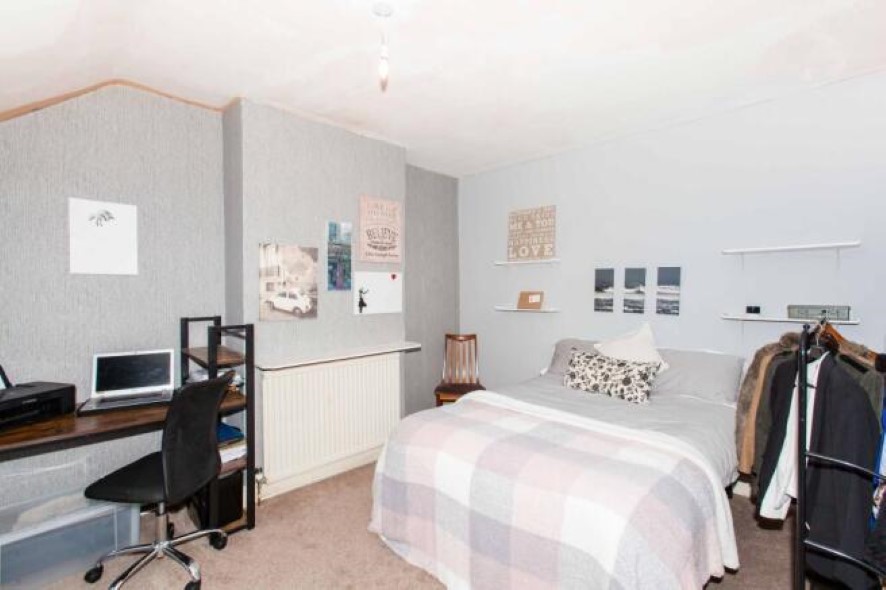 71 Scarsdale Street, Bolsover, Chesterfield, Derbyshire, S44 6JN