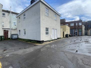 Property for Auction in East Anglia - 11 Bermondsey Place East, Great Yarmouth, Norfolk NR30 2DF