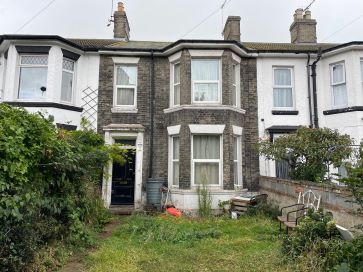 Property for Auction in East Anglia - 2 Queens Square, Regent Road, Great Yarmouth, Norfolk NR30 2AG
