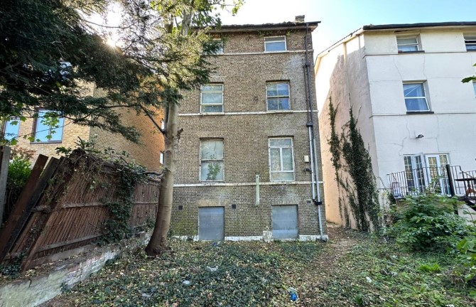 Lot Image