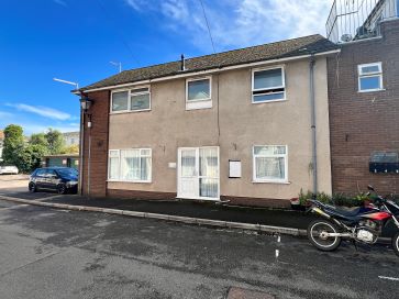 Property for Auction in South West - 8 Manor Court, Seaton, Devon EX12 2UJ