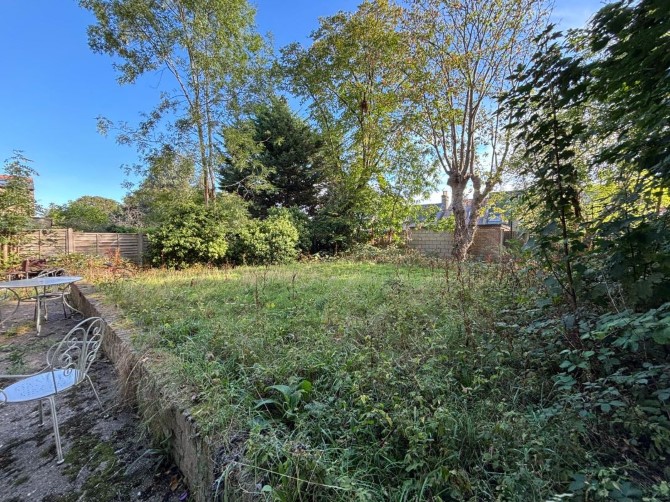 Lot Image