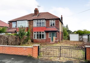 Property for Auction in London - 35 Graveleythorpe Road, Leeds, West Yorkshire, LS15 7EF