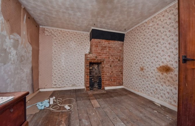 Lot Image