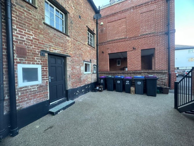 Lot Image