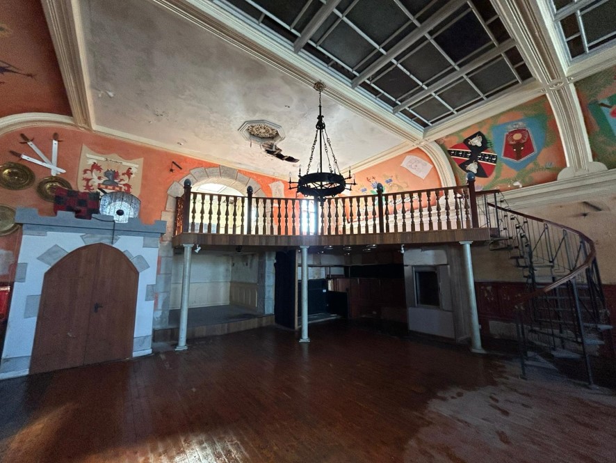 Lot Image