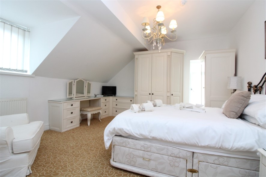 Property for Auction in North West - 384 Promenade, Blackpool, Lancashire FY1 2LB