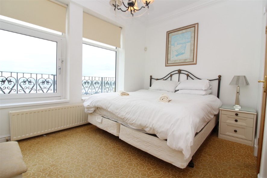 Property for Auction in North West - 384 Promenade, Blackpool, Lancashire FY1 2LB