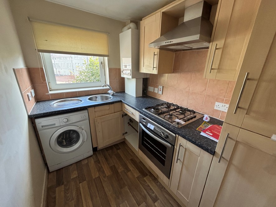 Flat 2/2, 27 Ferguslie Walk, Paisley, Renfrewshire PA1 2RQ