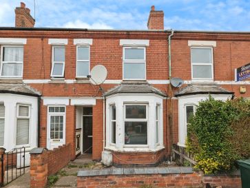 Property for Auction in Coventry & Warwickshire - 27 Lowther Street, Stoke Heath, Coventry, West Midlands CV2 4GP