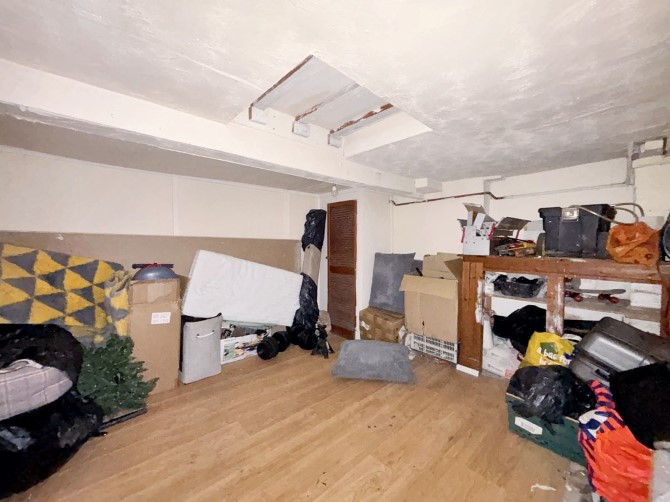 Lot Image
