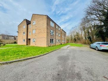 Property for Auction in North West - 125 Deerleap, Bretton, Peterborough, Cambridgeshire PE3 9YD