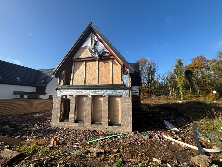 Plots 2 & 3 Braidwood Road, Braidwood, Carluke, Lanarkshire ML8 5NY