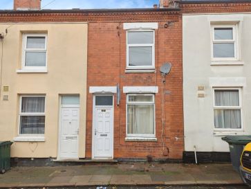 Property for Auction in Coventry & Warwickshire - 35 Craners Road, Hillfields, Coventry, West Midlands CV1 5AZ