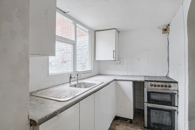 1 Bath Street, Weymouth, Dorset, DT4 7DS