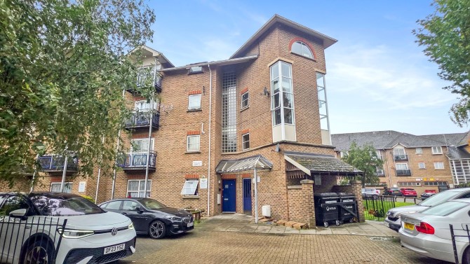 43 Copland Road, Wembley, Middlesex, HA0 4YJ