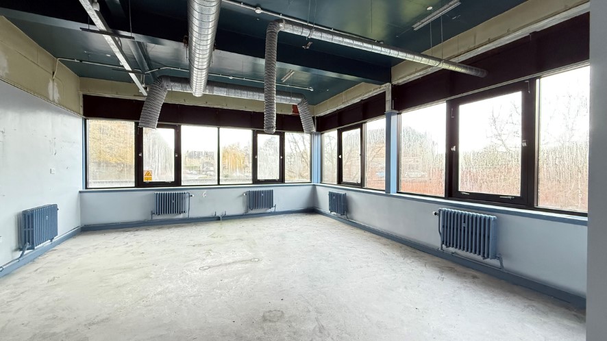 Bearsden Delivery Office, Milngavie Road, Bearsden G61 2AA