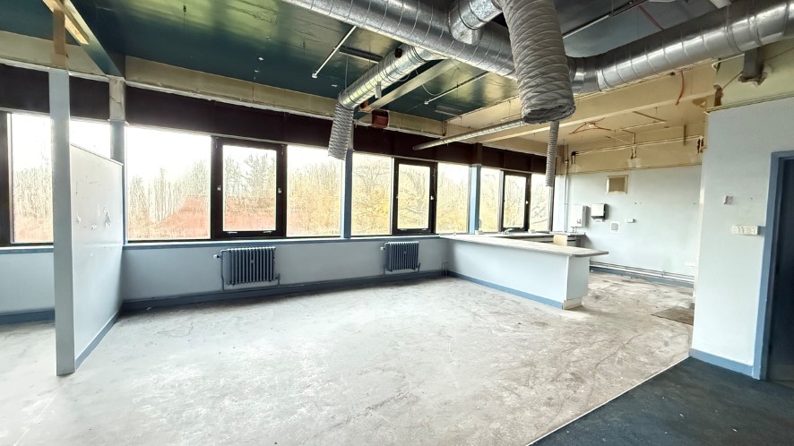 Bearsden Delivery Office, Milngavie Road, Bearsden G61 2AA