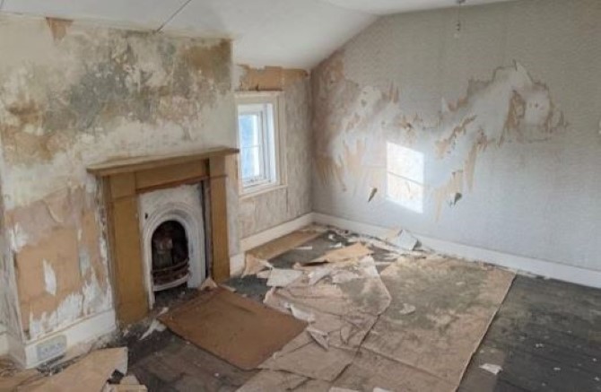 Property for Auction in Sussex & Hampshire - Flats 3 & 4, 18 Wilson Grove, Southsea, Portsmouth