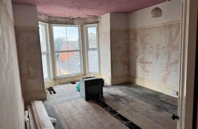 Property for Auction in Sussex & Hampshire - Flats 3 & 4, 18 Wilson Grove, Southsea, Portsmouth