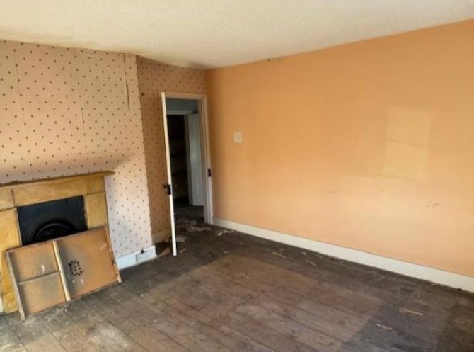 Property for Auction in Sussex & Hampshire - Flats 3 & 4, 18 Wilson Grove, Southsea, Portsmouth