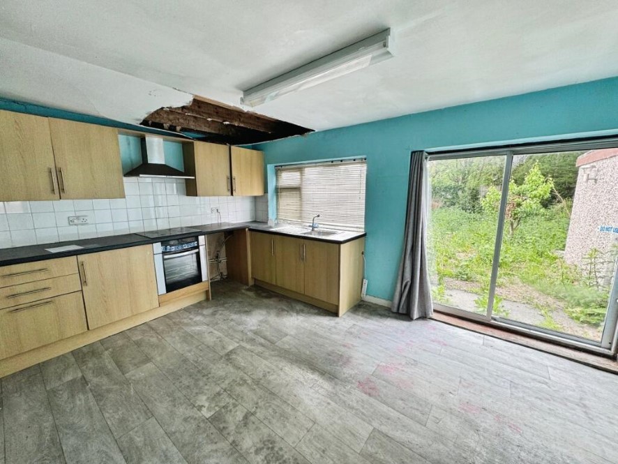 Property for Auction in North West - 494 Fleet Lane, St. Helens, Merseyside WA9 2NB