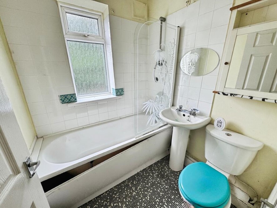 Property for Auction in North West - 494 Fleet Lane, St. Helens, Merseyside WA9 2NB