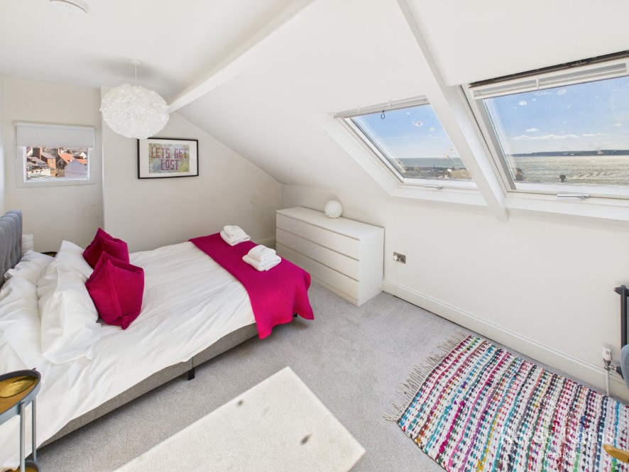 73 Eastborough, Scarborough, North Yorkshire, YO12 7PY