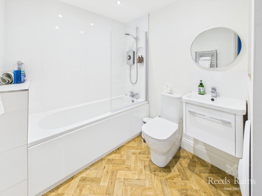 73 Eastborough, Scarborough, North Yorkshire, YO12 7PY